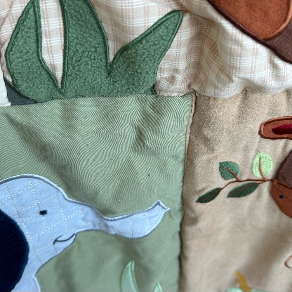 Animal Safari Baby Quilt - Picture 4 of 6